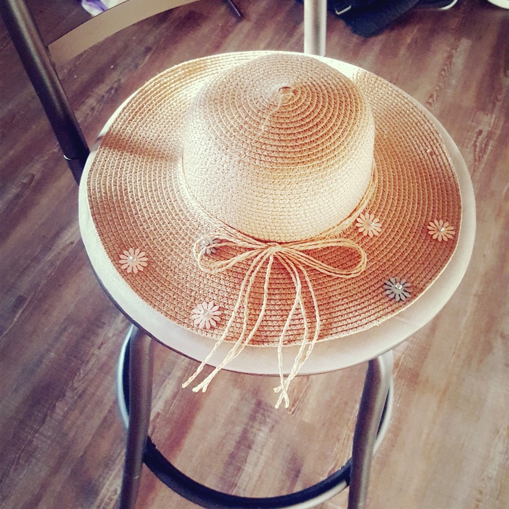 Floral Bow Tie Floppy Straw Hat